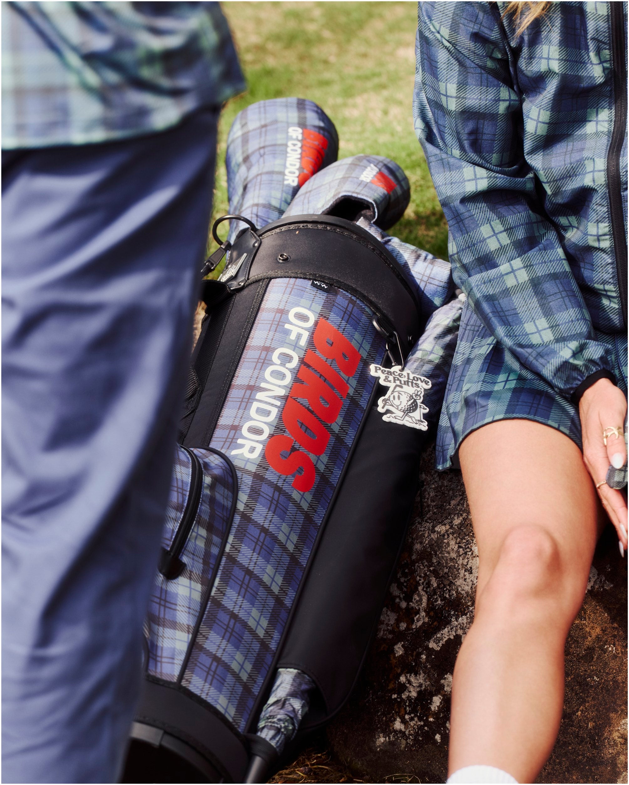 Lawn Pawn Golf Bag | Birds of Condor